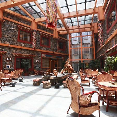 Balagezong Tibetan Ecological Hotel Shangri-La Exterior foto
